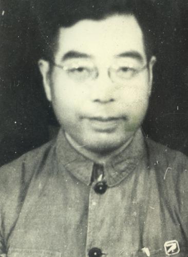 20211119_062720_420.jpg 图1 党委书记、代理校长李培南_副本.jpg