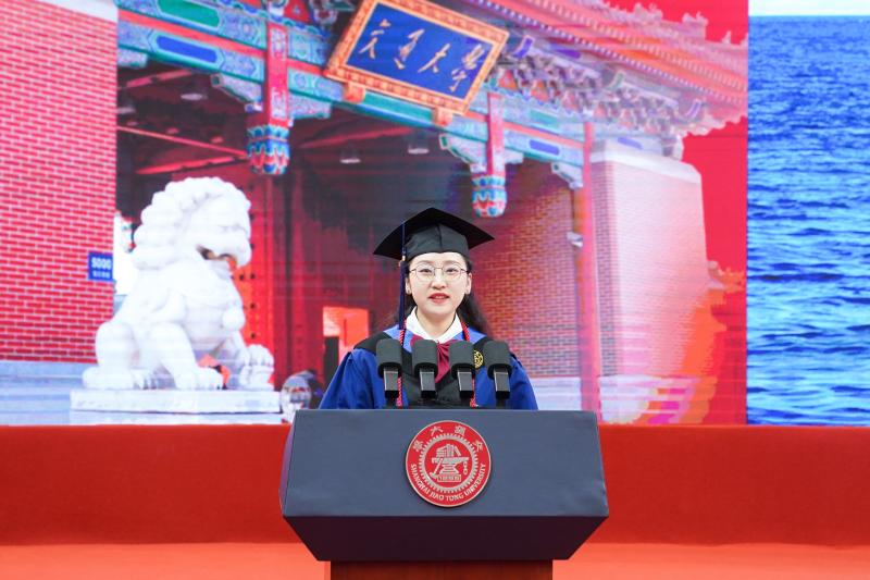 20250329_203801_896.jpg 9.毕业生代表.jpg