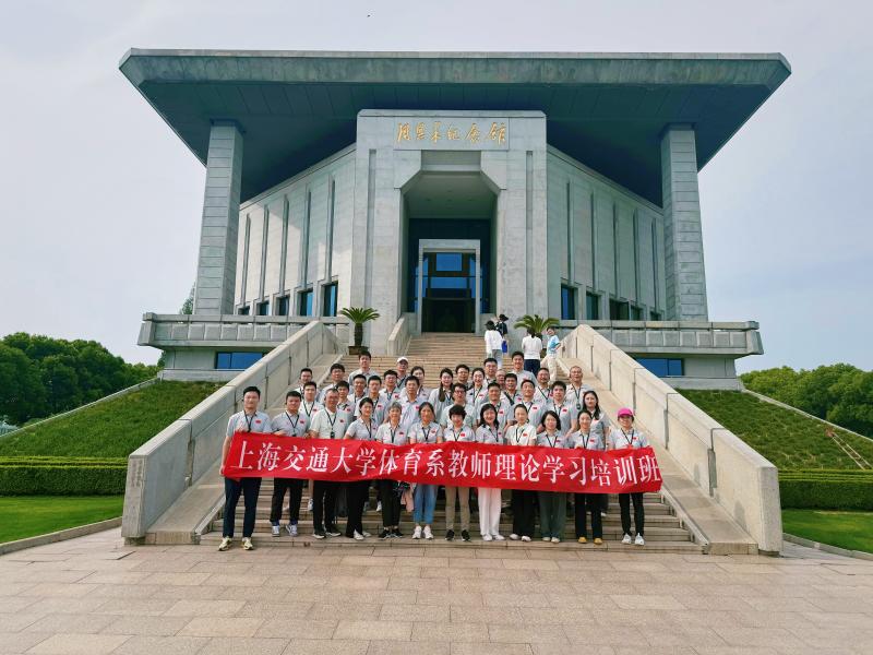 20250701_153944_866.jpg 合影1.jpg