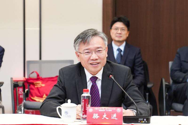 20251129_230918_717.jpg 洛大进.jpg