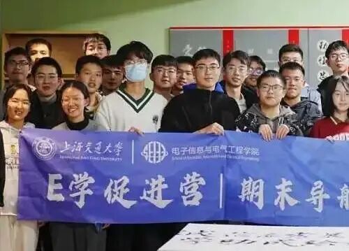 1764639471546353.jpg 1764639471546353.jpg