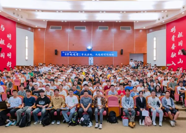 1764639512159616.png 1764639512159616.png